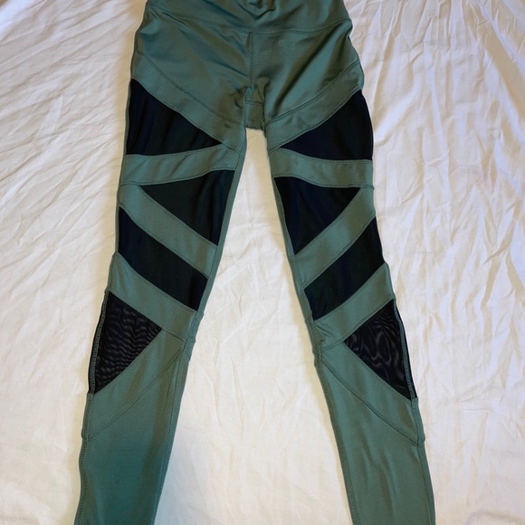 Jessica Simpson 'The Warmup' Leggings - Picture 1 of 6